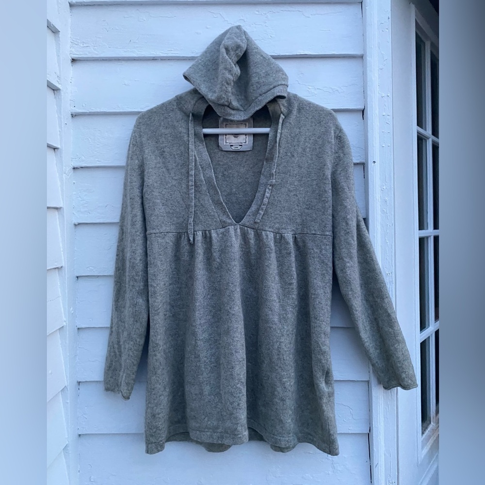 100% Cashmere Old Navy Gray Hoodie Large Hooded V-neck Sweater